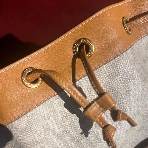 Vintage Gucci GG Canvas Bucket Bag - Picture 4 of 9